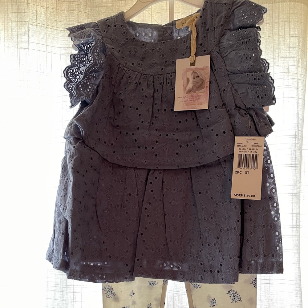 Jessica Simpson baby’s 2pc set